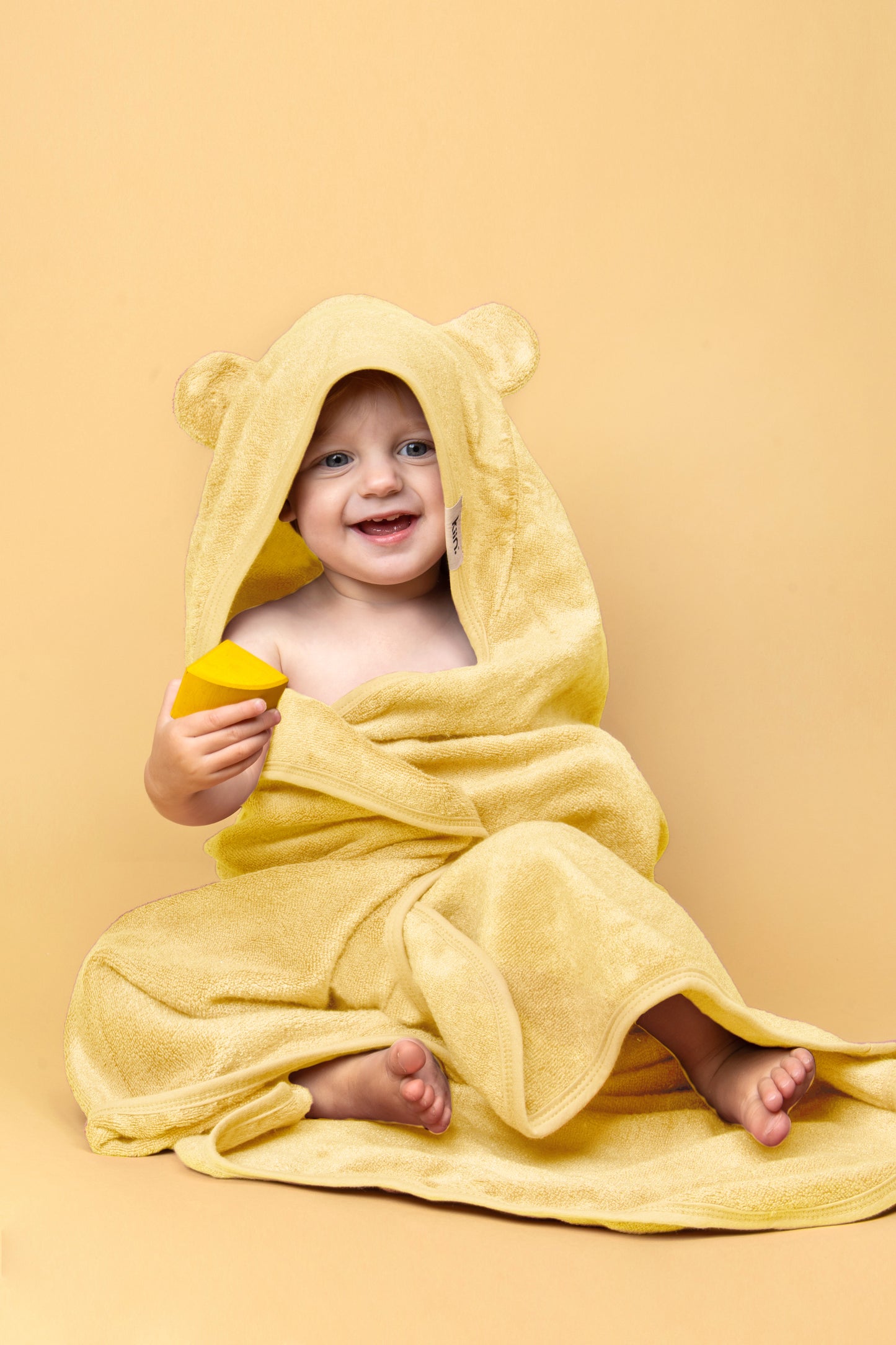 KIIN Hooded Towel